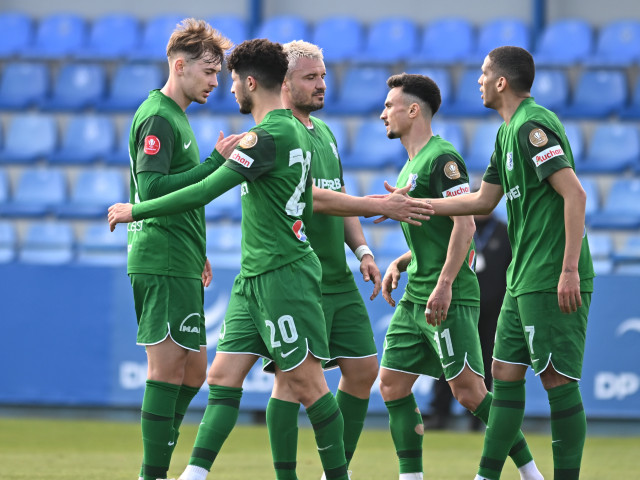 Campion cu Farul, Luca Andronache e în probe la CFR Cluj - Hero