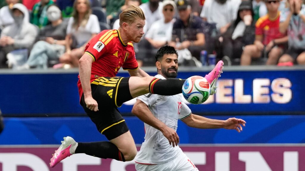 Iran, remiză eroică cu Belgia redusă la 10: Beiranvand, erou - Știri