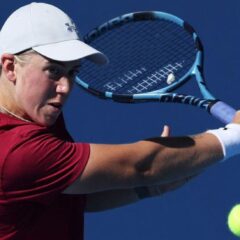 Kartal câștigă la revenire, la China Open, iar Zverev înfruntă în sferturi pe Djokovic - Tenis