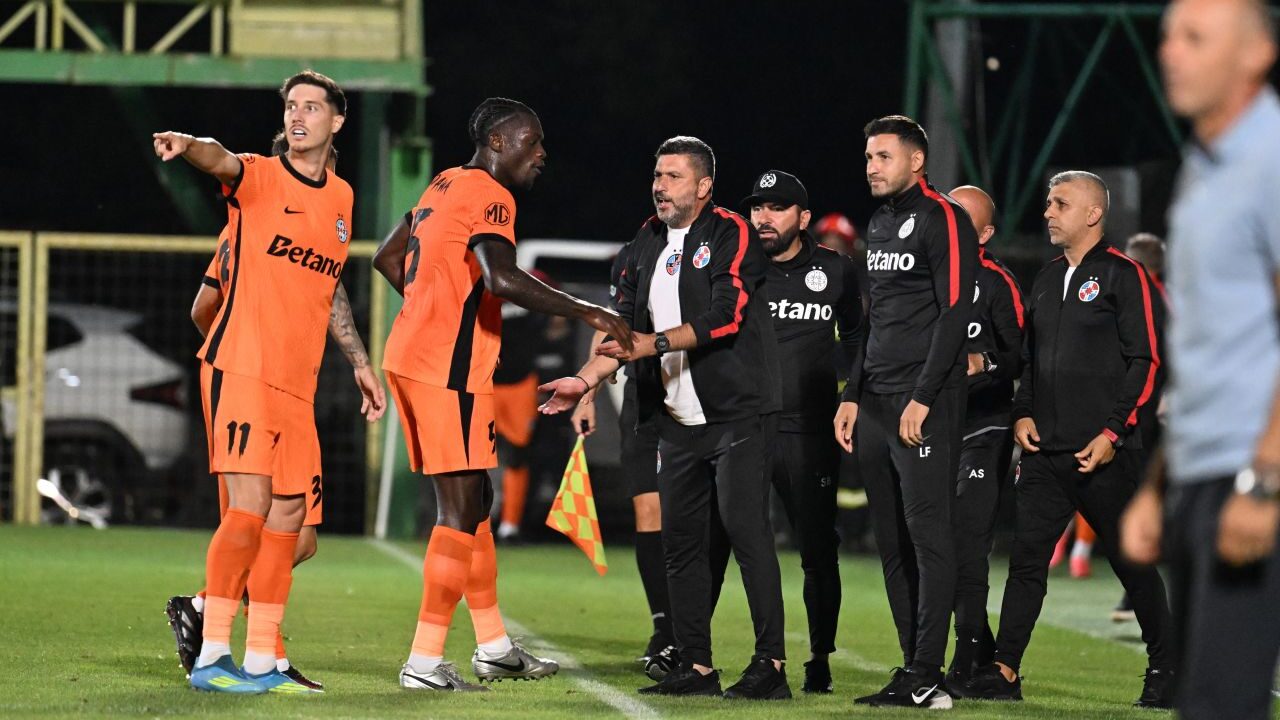 Sorin Bucuroaia, fost secund la FCSB, noul antrenor principal la Păușești Otăsău - Fotbal românesc